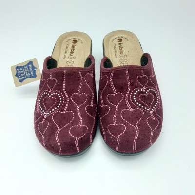 Pantofole Inblu con disegno cuori e strass applicati